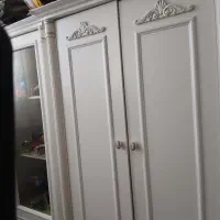 یک عدد کمد لباس کودک و کمد دکور اسباب بازی کودک