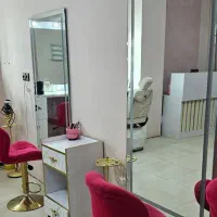 فروش تجهیزات سالن زیبایی در حد نو|آرایشگاه و سالن‌های زیبایی|فلاورجان, |دیوار