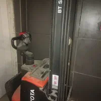 تعمیرکار لیفتراک ومکانیک لیفتراک در محل فعالیت شما