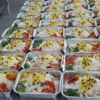 تهیه غذا و مجلس پزی سیفی