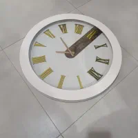 ساعت دیواری