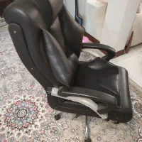 صندلی|میز تحریر و کامپیوتر|ری, فیروزآبادی|دیوار