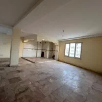 واحد اداری + مسکونی + بر اصلی خیابان+سند تک برگ