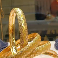 تمامی طلا ویترین فقط و فقط از ۵ درصد طلا کم اجرت|جواهرات|اصفهان, لاله|دیوار