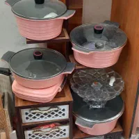 پایه قابلمه و کنسول قاشق و چنگال