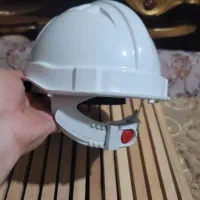 کلاه ایمنی|ابزارآلات|قم, وادی السلام|دیوار