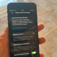 ایفون se2