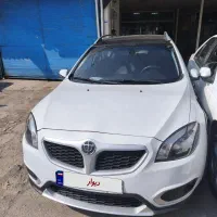 برلیانس 320 کراس موتور بزرگ اتومات