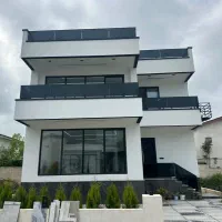 ویلا نخشمال شهرکی 280متری مدرن استخردار 4خوابه