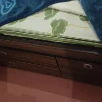 تخت دو نفره