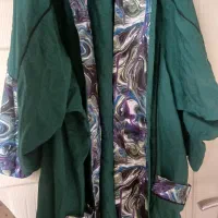 مانتو ها قیمت دویست و پنجاه کاپشن و بارانی چهارصد