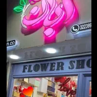 همکار اقا یا خانم در جهت کار در گلفروشی درصدی