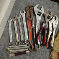 آچار ها همه در حد نو