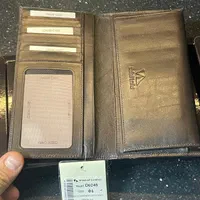 کیف پول|کیف، کفش، کمربند|اصفهان, نقش جهان|دیوار