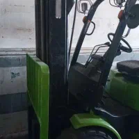 لیفتراک۳تن سپاهان،دکل۳کشوکانتینرو|خودرو سنگین|ساوه, |دیوار