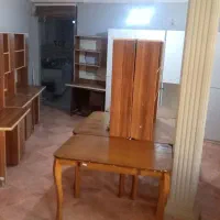 سالن مطالعه و کتابخانه