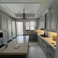 ۱۸۱ متر * رو به نما * اول غربی * مشاعات فول *|اجارهٔ آپارتمان|کرج, شهرک بنفشه|دیوار