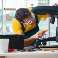 تعمیرات و قطعات صندلی اداری