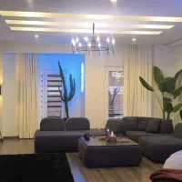 95متر-غرق-در-نور-پنجره-قدی