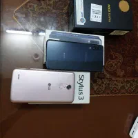 سه عدد گوشی ال جی . سامسونگ . شیائومی