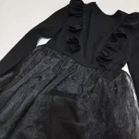 پیراهنن|لباس|نکا, |دیوار