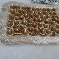 فروش کیک یزدی تازه خانگی وحلوا سه آرد
