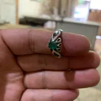انگشتر نقره زمرد