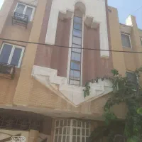ساختمان اداری پنچ واحدی