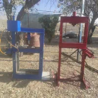 دو عدد دستگاه پرس ،شرکتی و دست‌ساز