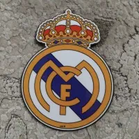 تندیس رئال