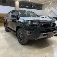 هایلوکس ادونچر  مشکی ۲۰۲۵