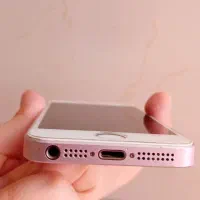 گوشی آیفون SE مدل 2016 رزگلد|موبایل|مشهد, شهید هاشمی نژاد|دیوار