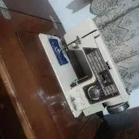 چرخ خیاطی و گلدوزی