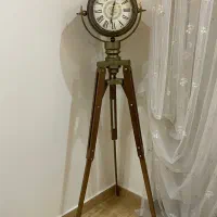 ساعت ایستاده