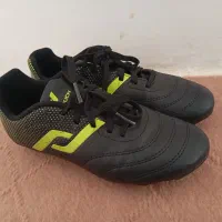 کفش فوتبال میخی سایز ۳۴-۳۳