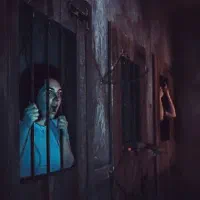 نیازمند پلیر اتاق فرار برای ساعت هشت