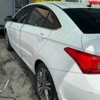 نصب شیشه دودی حرفه ای