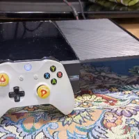 ایکس باکس وان با ۱ دسته دوترابایت حافظه داخلی