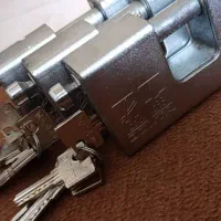 قفل کتابی دلتا