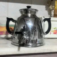 کتری شیر دار