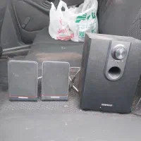 ساب و یک جفت باند در حد نو مارک گاسونیک