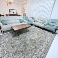 مبل راحتی 7 نفره و میز ناهار خوری 4 نفر