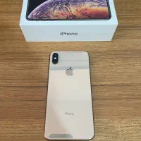 ایفون XS Max ‌۵۱۲ گیگ سالم بدون خط‌وخش ۴ قاب هدیه|موبایل|مشهد, سپاد|دیوار