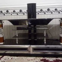 زیر تلوزیونی تروتمیز در حد نو