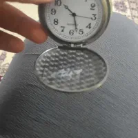 ساعت جیبی قدیمی با امزای ساز نده