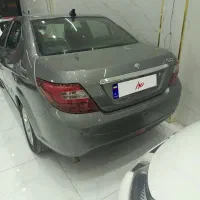 دنا پلاس اتوماتیک مدل 1400|خودرو سواری و وانت|قم, دروازه چوبی|دیوار