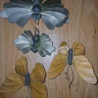 پروانه و زنبور های تزئینی مسی و قدیمی|کلکسیون اشیاء عتیقه|مینودشت, |دیوار