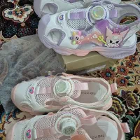 دو جفت صندل دخترانه . سایز ۳۱ و ۳۴