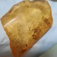 کهربای طبیعی بالای 2هزار سال. 60قیراط