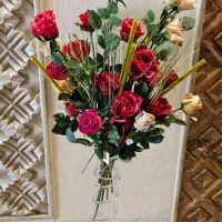 گل رز مصنوعی درجه یک|گل مصنوعی|نجف‌آباد, باغ ملی|دیوار